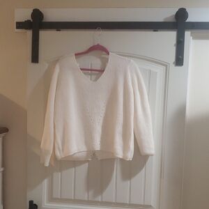 Women's Bows On Back. Super Cute! V-Neck Sweater - White